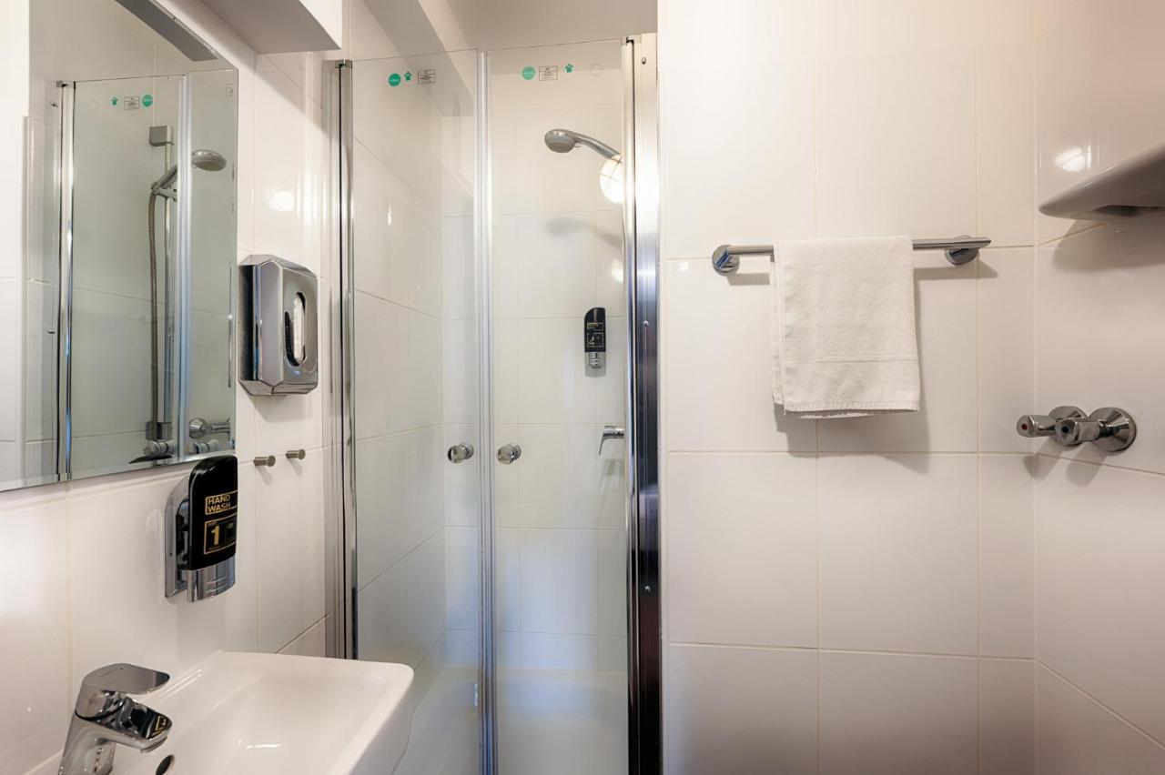 Hotel West Гамбург Экстерьер фото