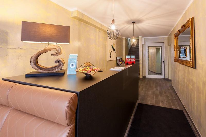 Hotel West Гамбург Экстерьер фото